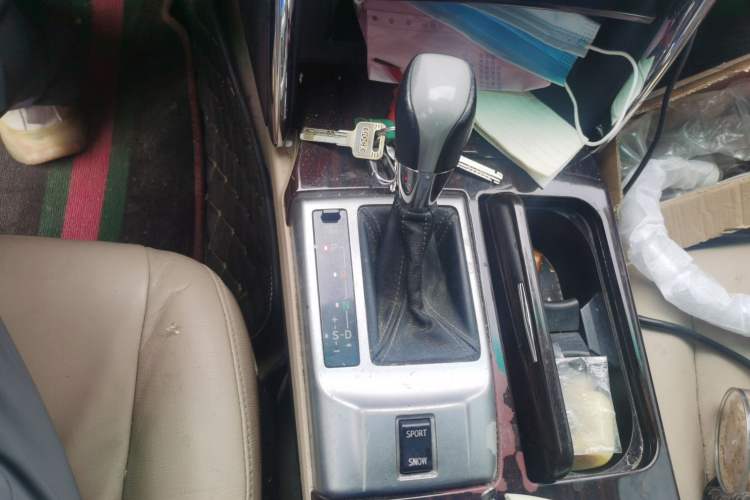 Used Toyota Reiz 2012 2.5V Fengdu Elite Stylish Edition Gear Lever