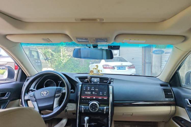 Used Toyota Reiz 2012 2.5V Fengdu Elite Stylish Edition Headliner