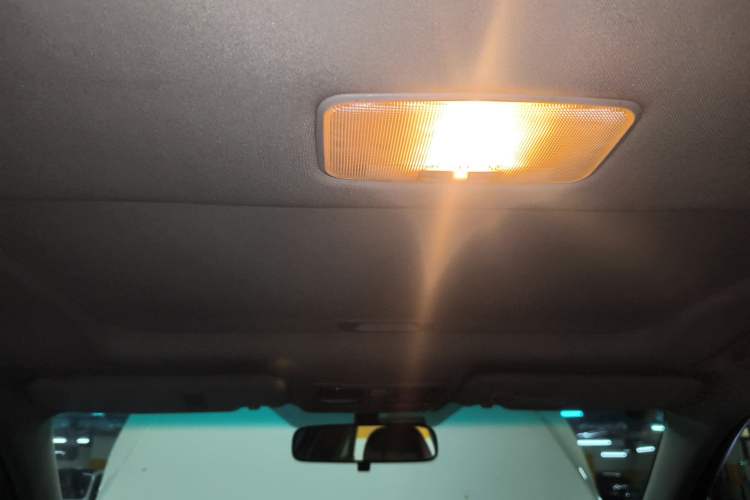 Used Toyota Reiz 2012 2.5V Fengdu Elite Stylish Edition Headliner