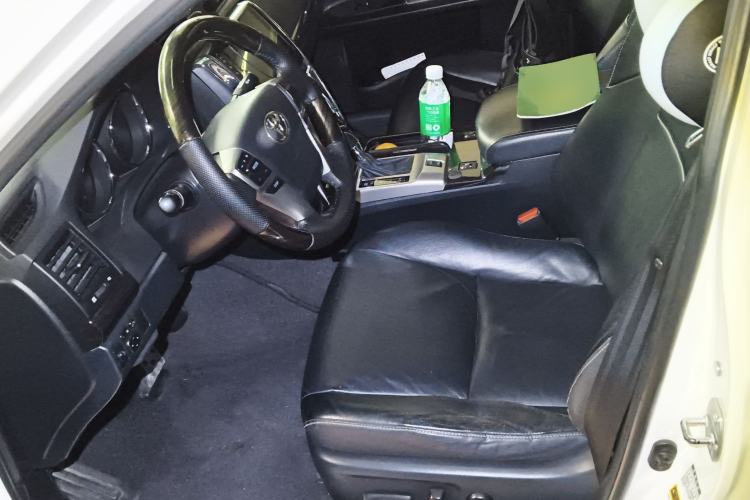Used Toyota Reiz 2012 2.5V Fengdu Elite Stylish Edition Left Front Seat