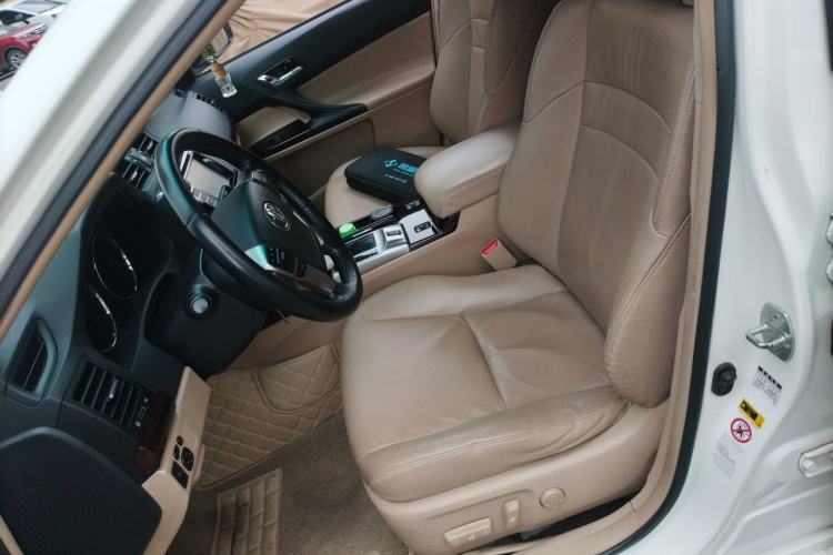 Used Toyota Reiz 2012 2.5V Fengdu Elite Stylish Edition Left Front Seat