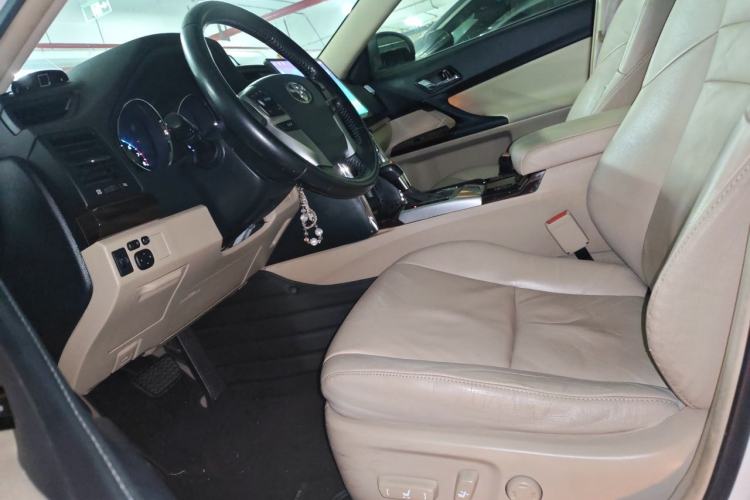 Used Toyota Reiz 2012 2.5V Fengdu Elite Stylish Edition Left Front Seat