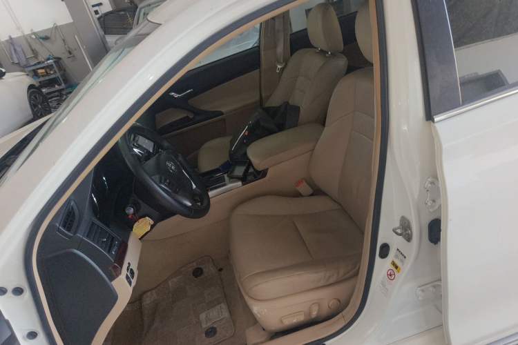 Used Toyota Reiz 2012 2.5V Fengdu Elite Stylish Edition Left Front Seat