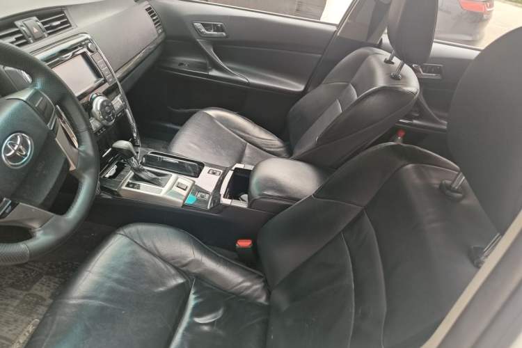Used Toyota Reiz 2012 2.5V Fengdu Elite Stylish Edition Left Front Seat