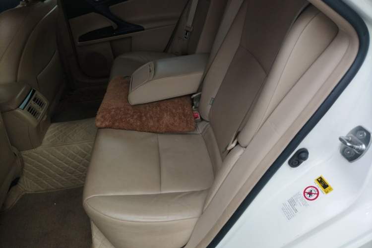 Used Toyota Reiz 2012 2.5V Fengdu Elite Stylish Edition Left Rear Seat