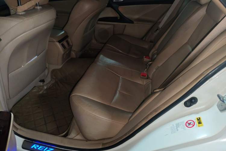 Used Toyota Reiz 2012 2.5V Fengdu Elite Stylish Edition Left Rear Seat