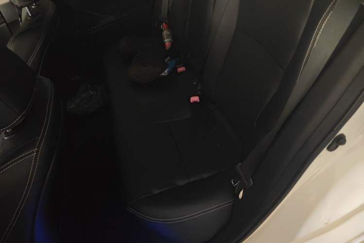 Used Toyota Reiz 2012 2.5V Fengdu Elite Stylish Edition Left Rear Seat