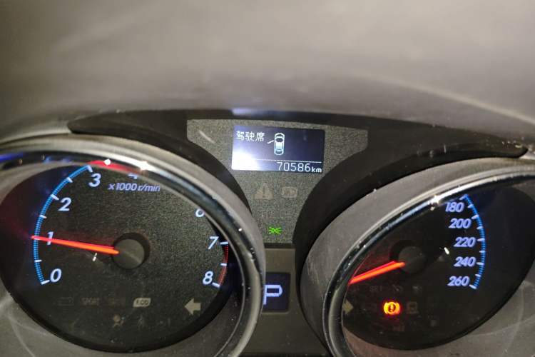 Used Toyota Reiz 2012 2.5V Fengdu Elite Stylish Edition Odometer Close Up