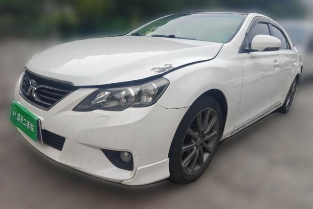 Ojetý Toyota Reiz 2012 2.5V Fengdu Elite Stylish Edition