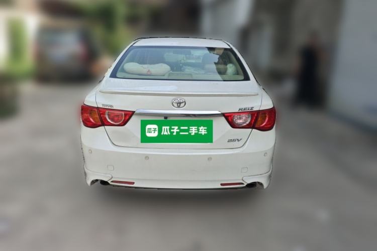 Used Toyota Reiz 2012 2.5V Fengdu Elite Stylish Edition Rear