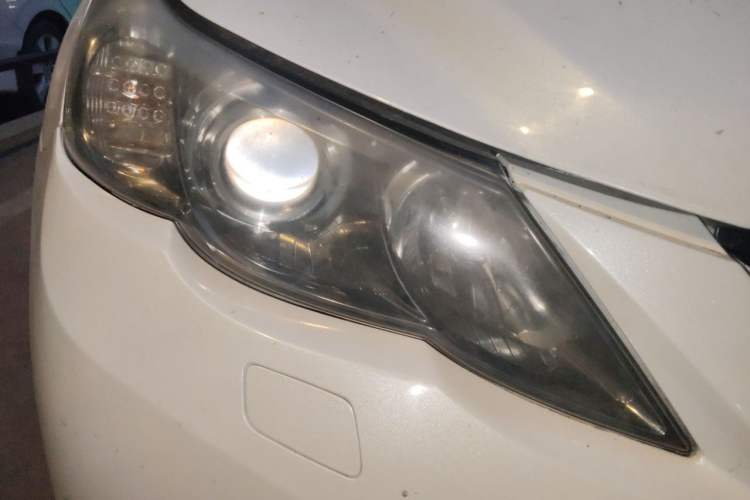 Used Toyota Reiz 2012 2.5V Fengdu Elite Stylish Edition Right Front Headlight