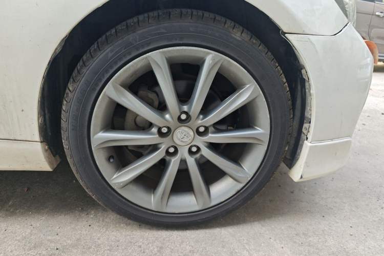 Used Toyota Reiz 2012 2.5V Fengdu Elite Stylish Edition Right Front Wheel Hub