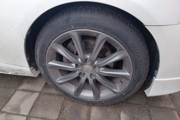 Used Toyota Reiz 2012 2.5V Fengdu Elite Stylish Edition Right Front Wheel Hub