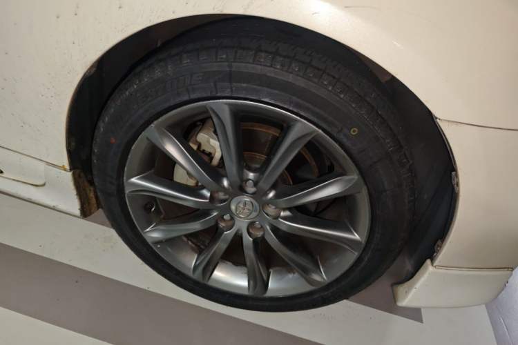 Used Toyota Reiz 2012 2.5V Fengdu Elite Stylish Edition Right Front Wheel Hub