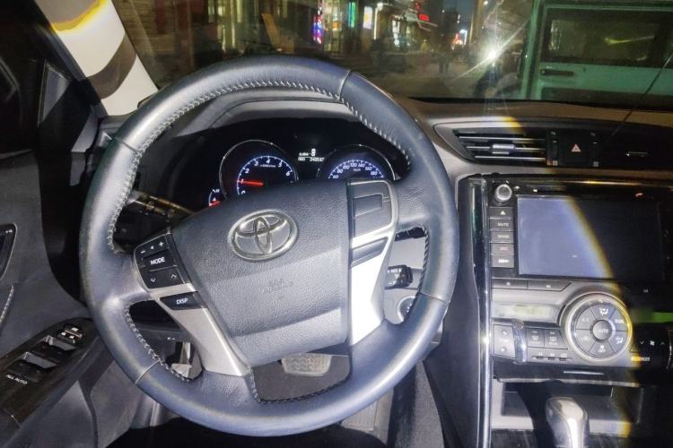 Used Toyota Reiz 2012 2.5V Fengdu Elite Stylish Edition Steering Wheel