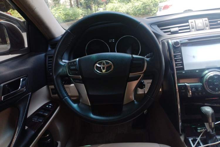Used Toyota Reiz 2012 2.5V Fengdu Elite Stylish Edition Steering Wheel