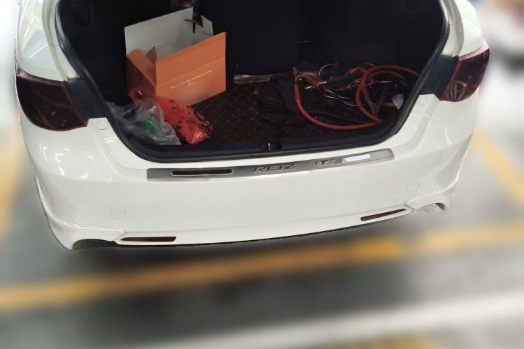 Used Toyota Reiz 2012 2.5V Fengdu Elite Stylish Edition Trunk
