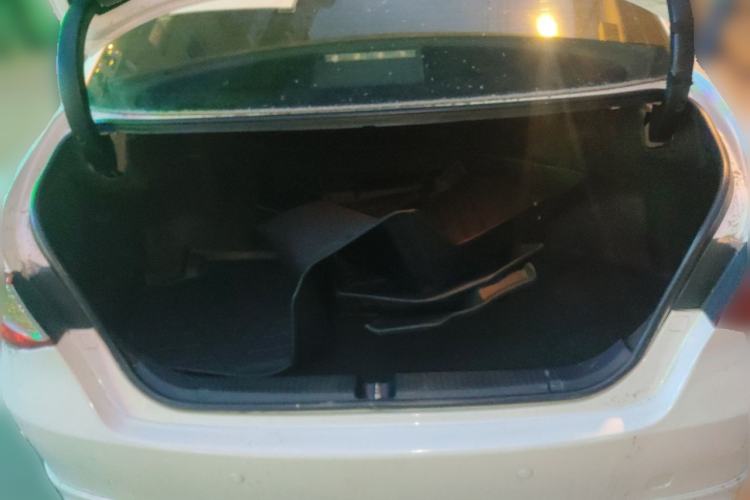 Used Toyota Reiz 2012 2.5V Fengdu Elite Stylish Edition Trunk