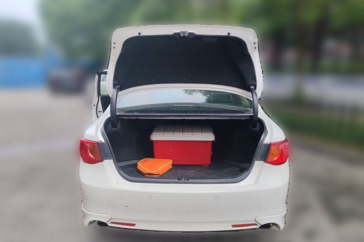 Used Toyota Reiz 2012 2.5V Fengdu Elite Stylish Edition Trunk