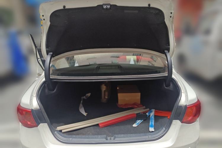 Used Toyota Reiz 2012 2.5V Fengdu Elite Stylish Edition Trunk