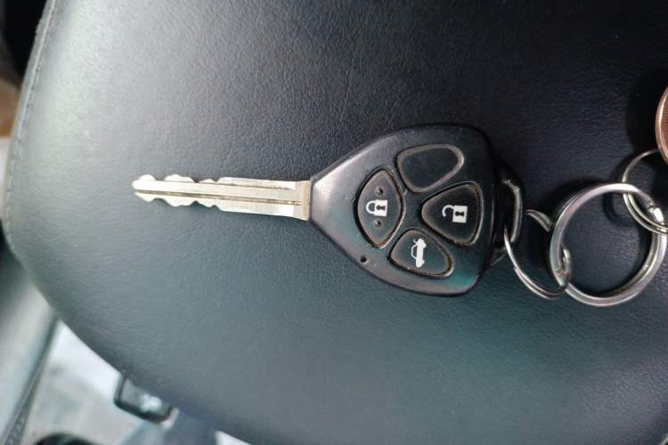 Used Toyota Reiz 2012 2.5V Fengdu Elite Stylish Edition Vehicle Key