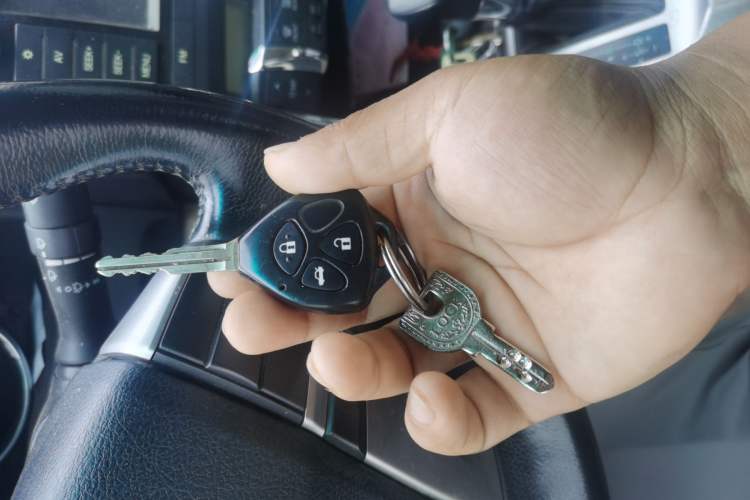 Used Toyota Reiz 2012 2.5V Fengdu Elite Stylish Edition Vehicle Key