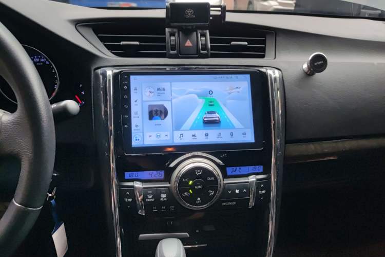 Used Toyota Reiz 2013 2.5S Elite Edition Audio And AC Panel