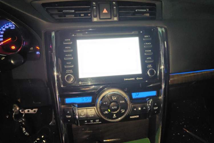 Used Toyota Reiz 2013 2.5V Shangrui Edition Audio And AC Panel