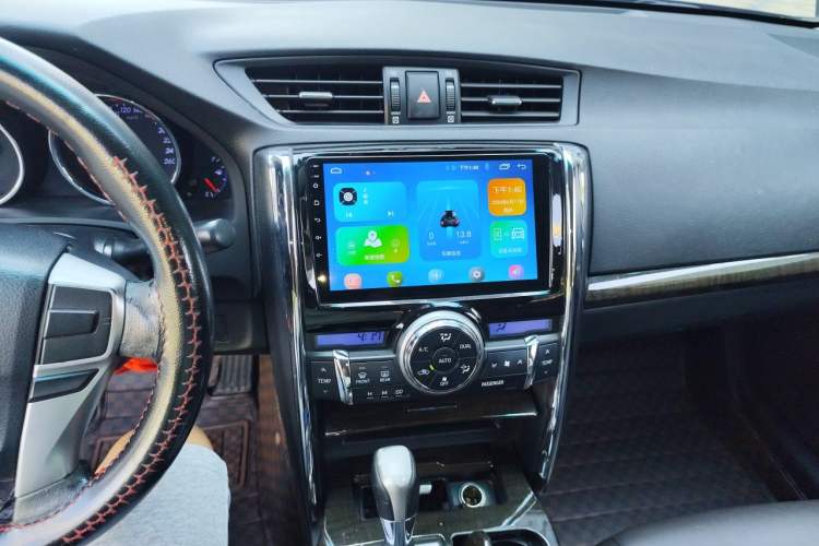Used Toyota Reiz 2013 2.5V Elite Edition Audio And AC Panel