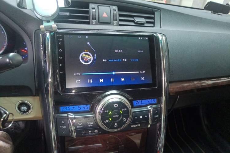 Used Toyota Reiz 2013 2.5V Shangrui Navigation Edition Audio And AC Panel