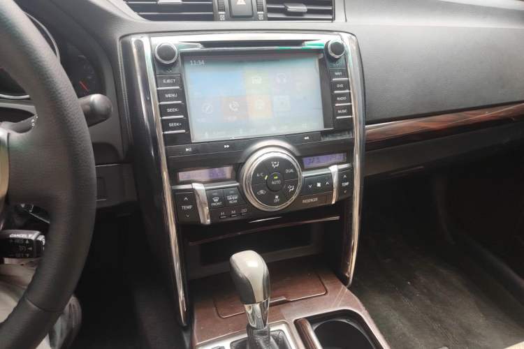 Used Toyota Reiz 2013 2.5V Shangrui Edition Audio And AC Panel