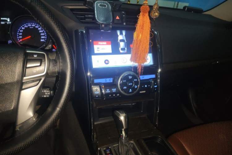 Used Toyota Reiz 2013 2.5V Shangrui Edition Audio And AC Panel