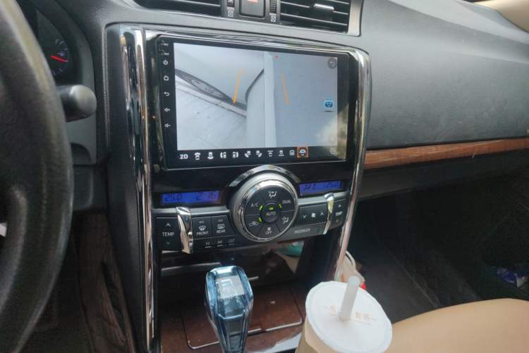 Used Toyota Reiz 2013 2.5S Elite Edition Audio And AC Panel