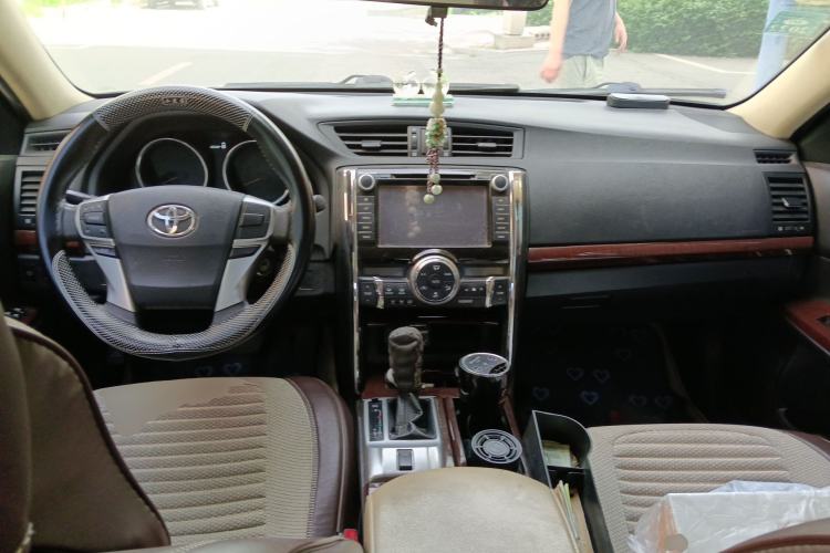 Used Toyota Reiz 2013 2.5S Elite Edition Center Console