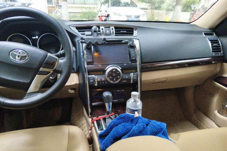 Used Toyota Reiz 2013 2.5S Elite Edition Center Console