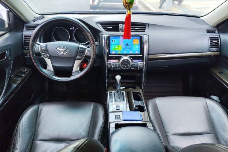 Used Toyota Reiz 2013 2.5V Elite Edition Center Console