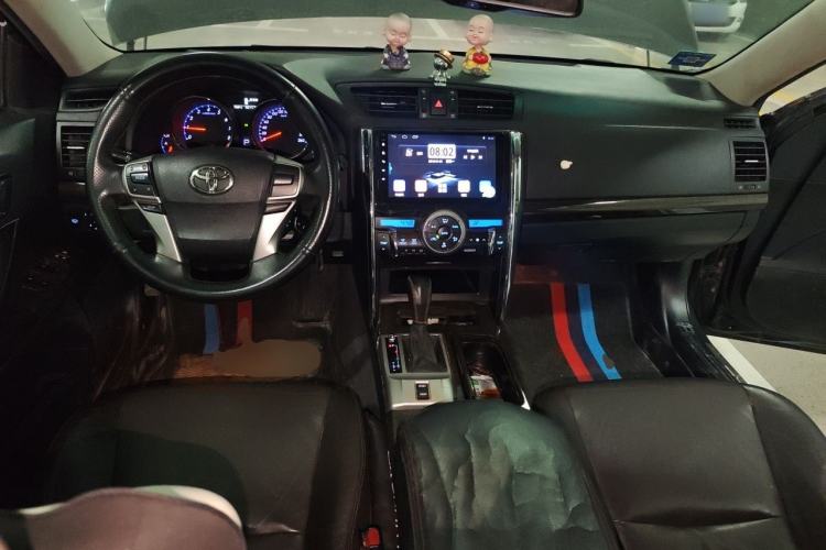 Used Toyota Reiz 2013 2.5V Elite Edition Center Console