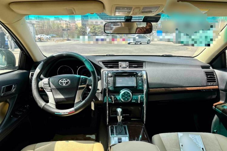 Used Toyota Reiz 2013 2.5V Shangrui Edition Center Console