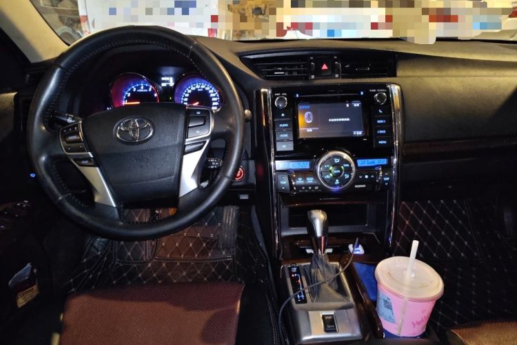 Used Toyota Reiz 2013 2.5V Shangrui Edition Center Console