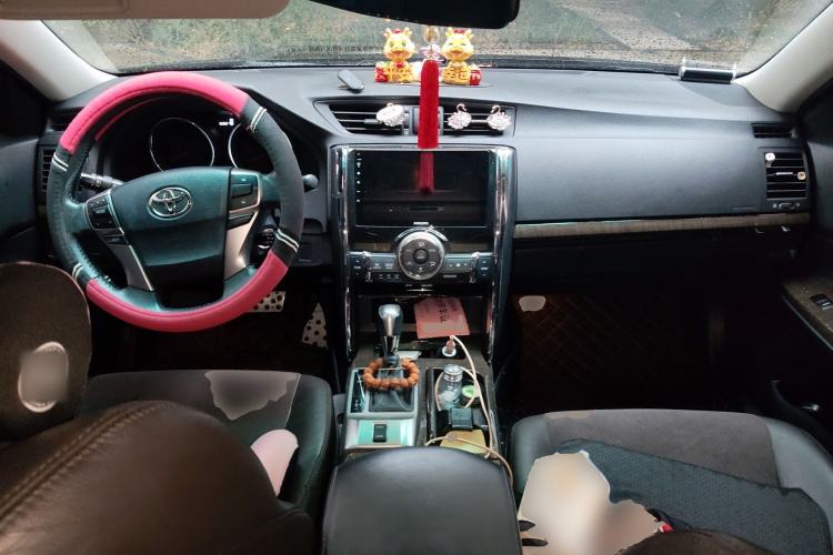 Used Toyota Reiz 2013 2.5V Shangrui Edition Center Console