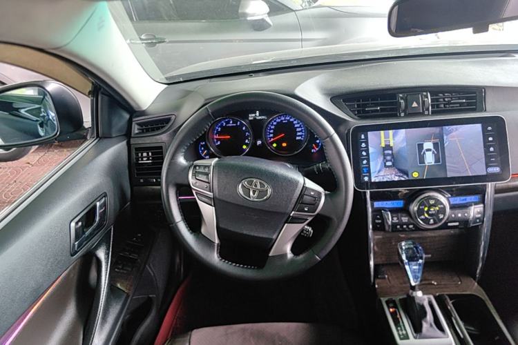 Used Toyota Reiz 2013 2.5V Shangrui Edition Center Console
