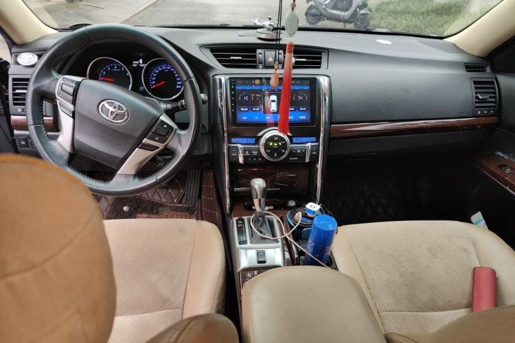 Used Toyota Reiz 2013 2.5V Shangrui Navigation Edition Center Console