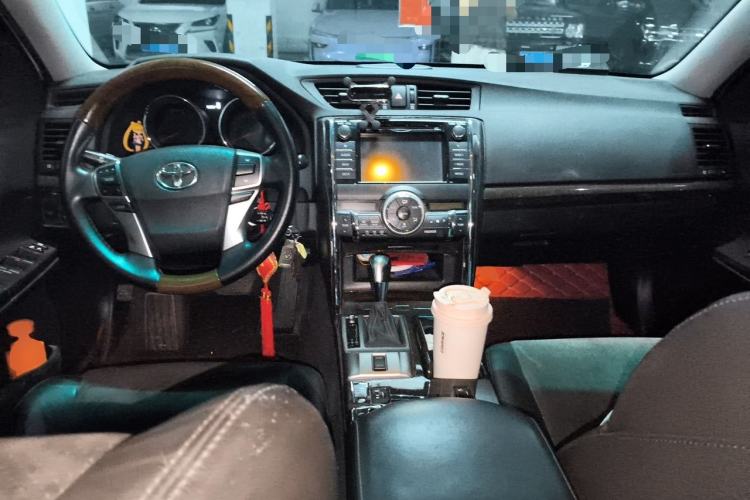 Used Toyota Reiz 2013 2.5V Shangrui Navigation Edition Center Console
