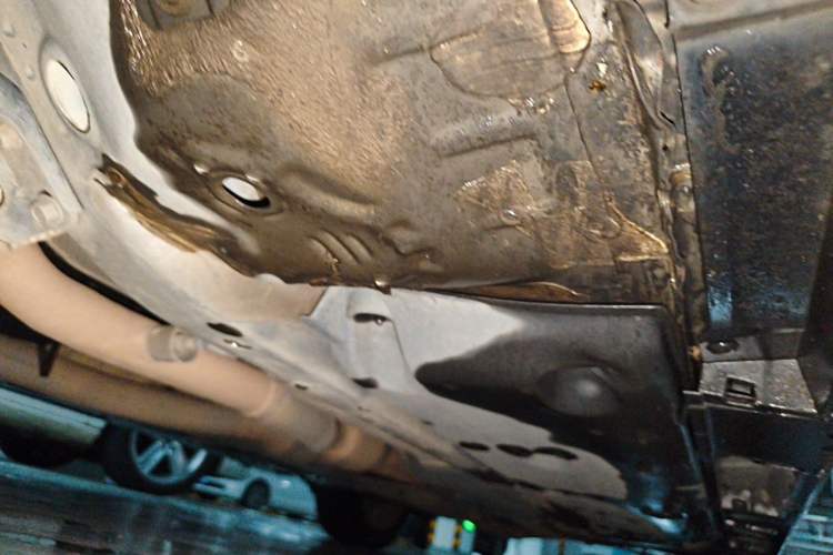 Used Toyota Reiz 2013 2.5V Elite Edition Chassis Front Left