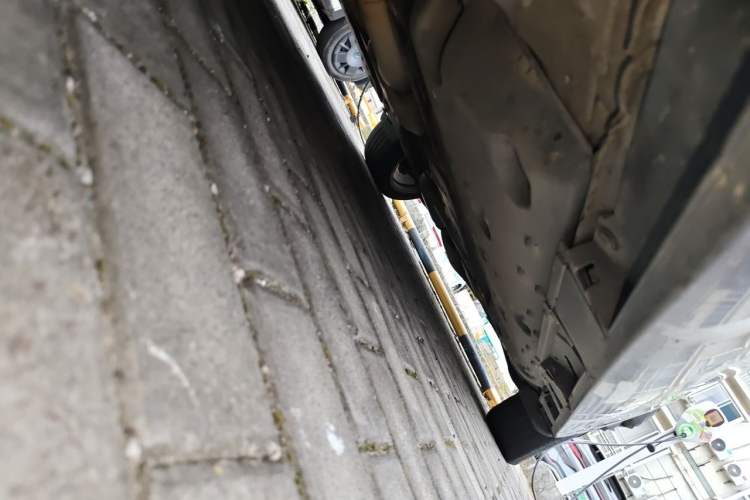 Used Toyota Reiz 2013 2.5V Elite Edition Chassis Front Left