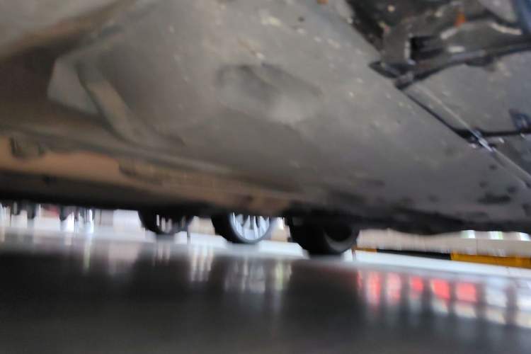 Used Toyota Reiz 2013 2.5V Shangrui Edition Chassis Front Left
