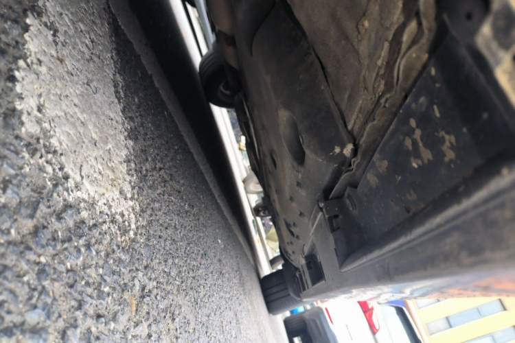 Used Toyota Reiz 2013 2.5V Elite Edition Chassis Front Left