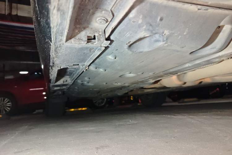 Used Toyota Reiz 2013 2.5V Elite Edition Chassis Front Right