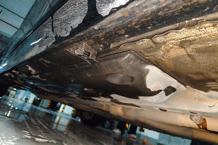 Used Toyota Reiz 2013 2.5V Elite Edition Chassis Front Right
