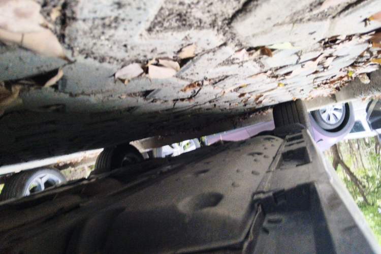 Used Toyota Reiz 2013 2.5S Elite Edition Chassis Front Right